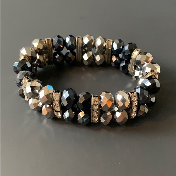 3/$30 - Shimmering bead and diamond bracelet - Picture 2 of 2